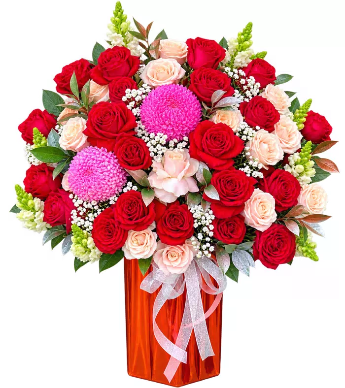 Hộp hồng đỏ phối cúc hồng