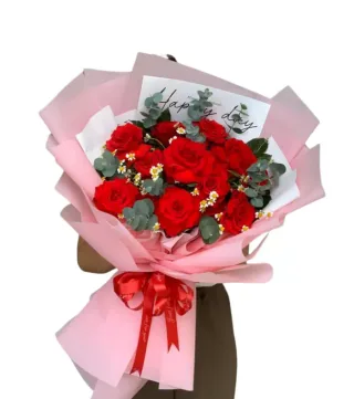 Bó hồng đỏ gói hồng
