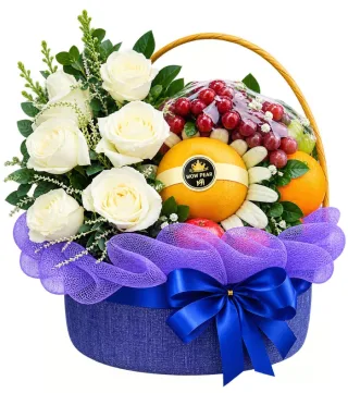 Giỏ trái cây hoa hồng trắng