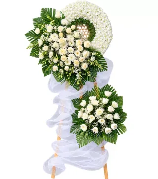 Kệ hoa viếng hồng trắng