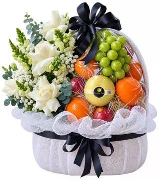 Giỏ trái cây hoa trắng